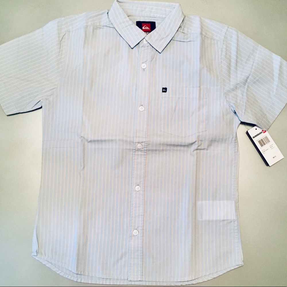 NWT: Quiksilver SS Button Down Shirt